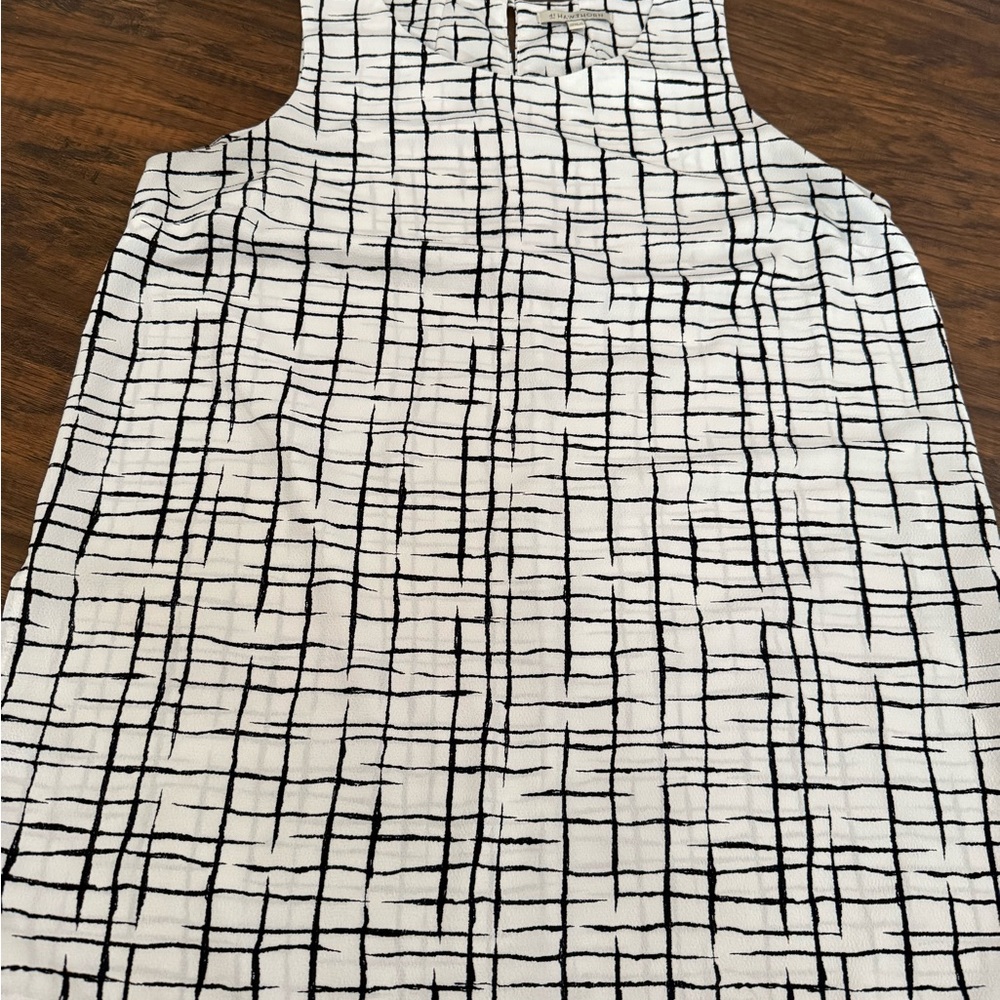 41 Hawthorn Monochrome Grid Pattern Long Top